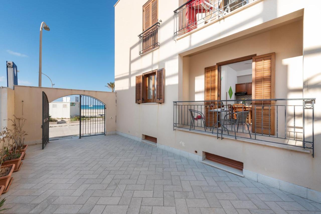 I Tre Golfi Beach Apartments San Vito Lo Capo Eksteriør billede